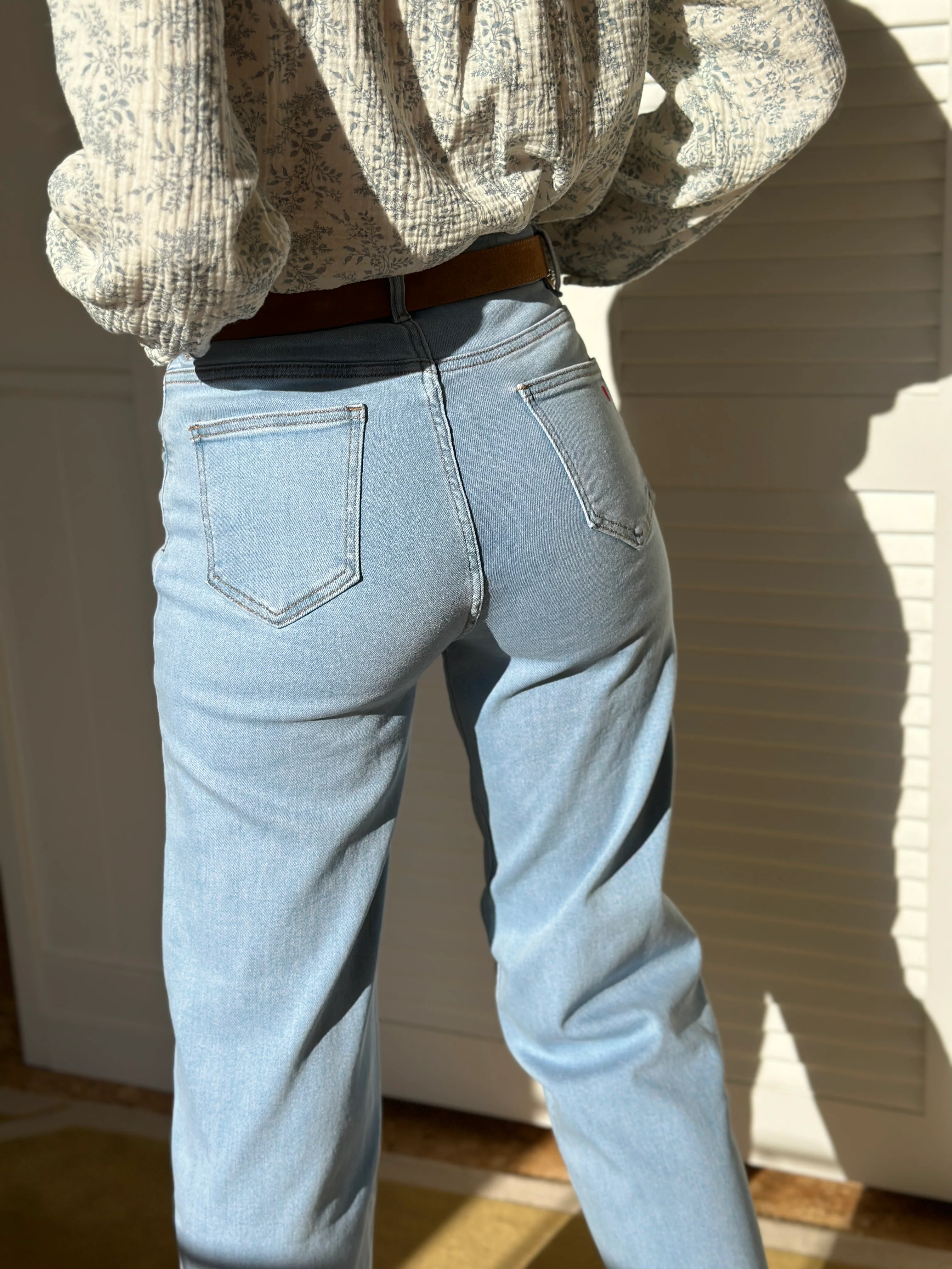 Jeans Scarlett - Bleu Délavé & Cœur Rouge - Image 5