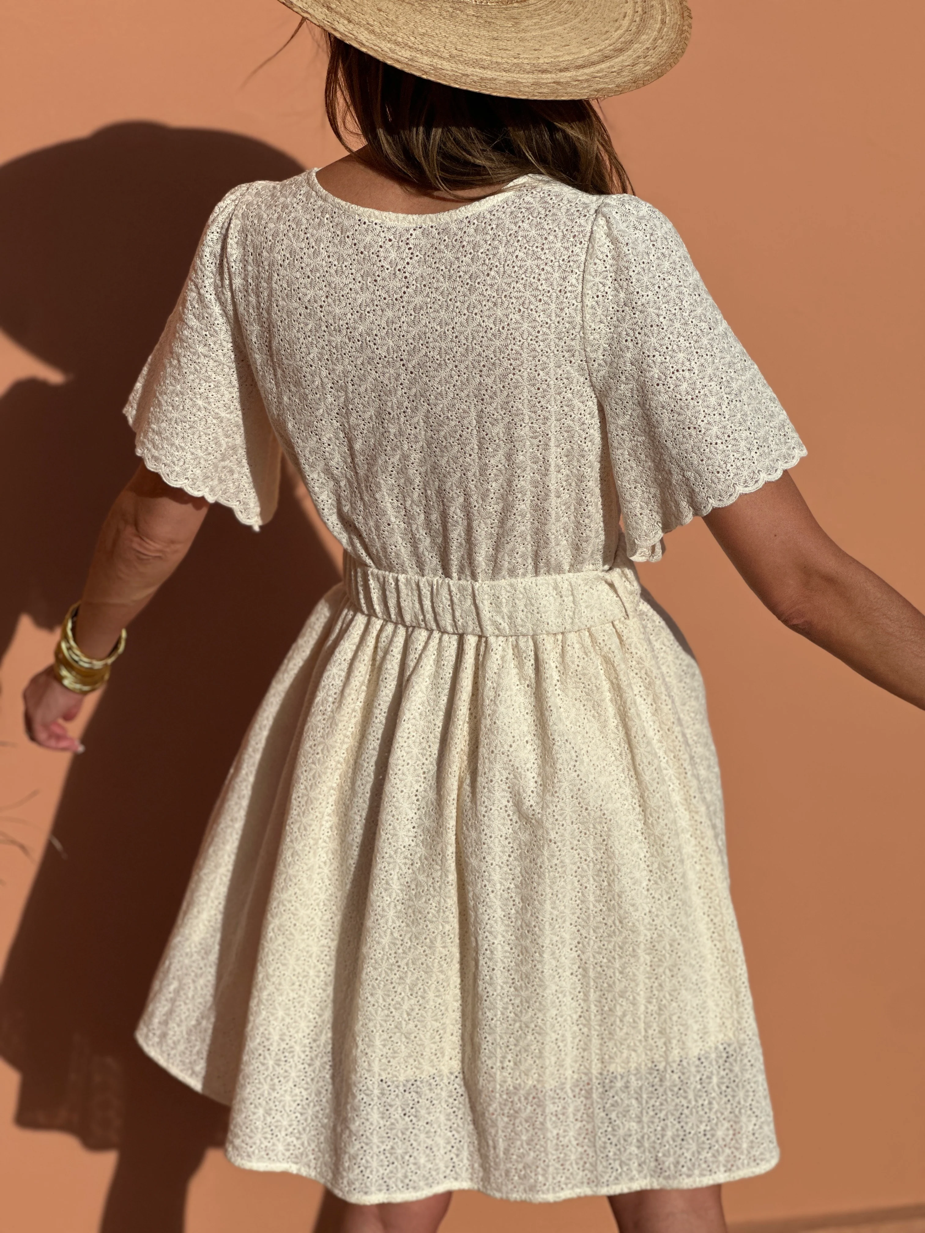 Robe Astride - Image 8